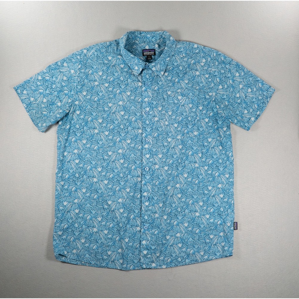 Patagonia Mens Large Blue Organic Cotton Recycled Poly Short Sleeve Button Shirt